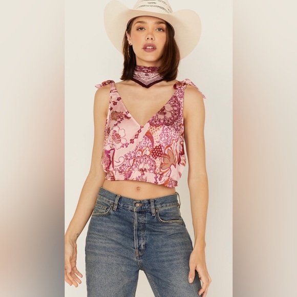 NEW FREE PEOPLE - Blush Floral Top with Elasticized Waistband - Picture 1 of 9